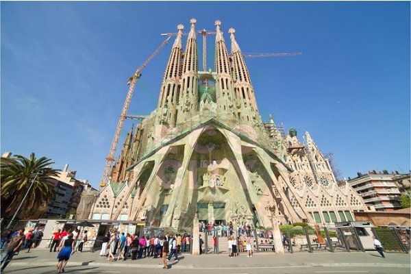 La Sagrada Familia Guided Tour