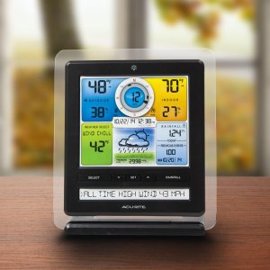 AcuRite 02032CRM Pro Weather Station with PC Connect, Weather Ticker