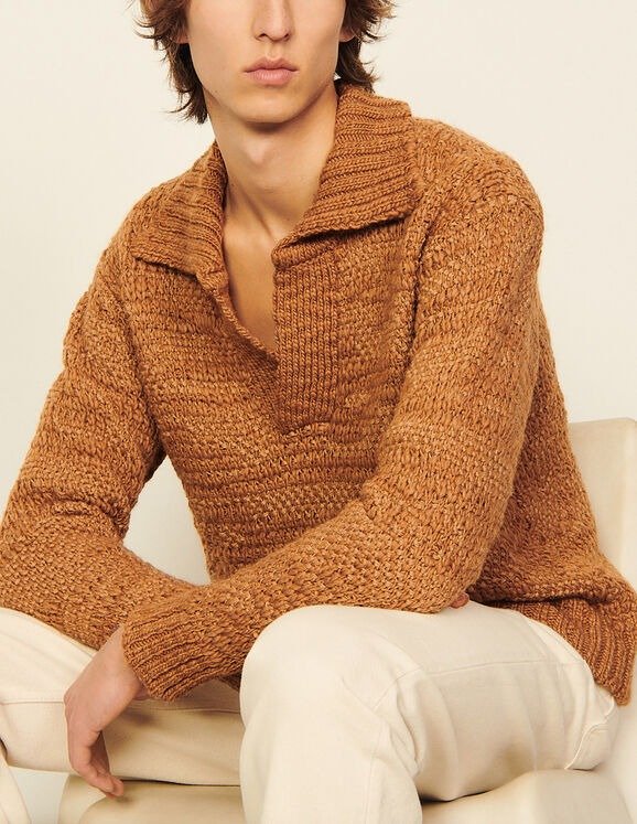 Hand-knitted effect polo sweater