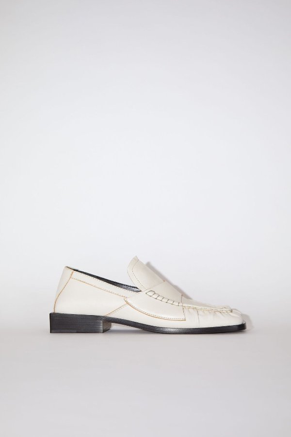 Square Toe Loafers - Off white