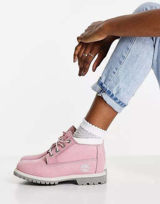 Nellie chukka boots in pink
