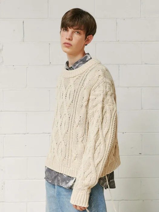 Cable Knit Cropped Sweater_Beige