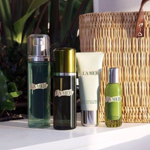 With Any $150 Online Purchase @ La Mer