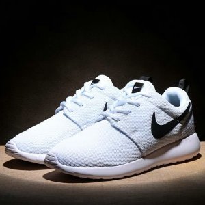 史低价：Nike官网 超潮流的慢跑鞋经典款 白色 Roshe One