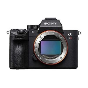 Up to 28% off Sony Mirrorless Cameras