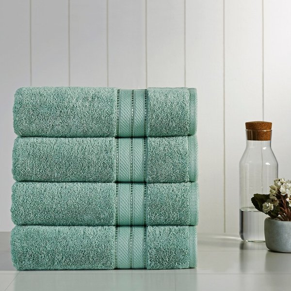 Set of 4 SpunLoft™ Bath Towels