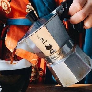 Bialetti - Moka Express Espresso Maker/6-Cup Coffee Maker - Silver