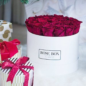 Rose Box 永生花代金券热卖 浪漫情人节礼物