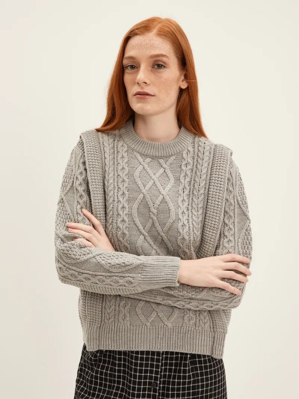 The Chunky Cable Knit Sweater in Medium Grey Heather