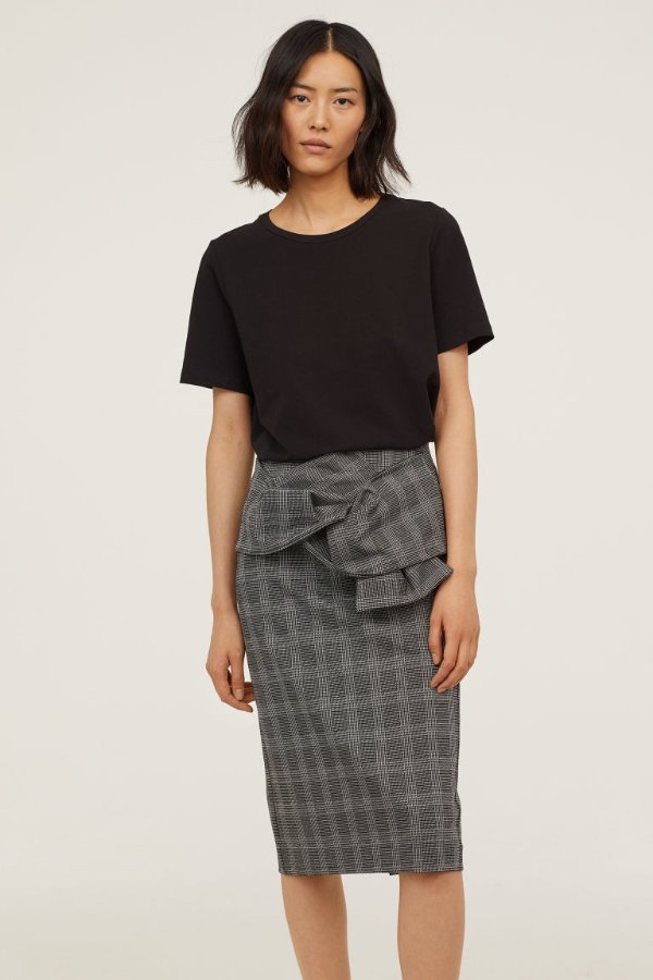 Pencil Skirt with Knot Detail