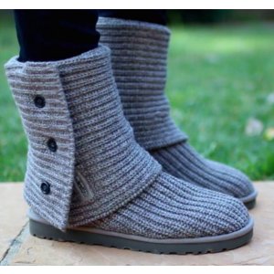 UGG Women's Classic Cardy Boots