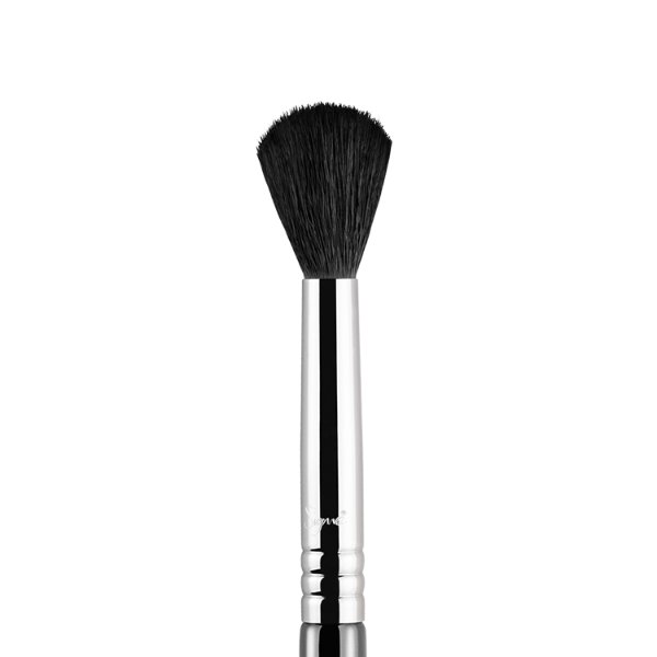 E40 Tapered Eyeshadow Blending Brush | Sigma Beauty