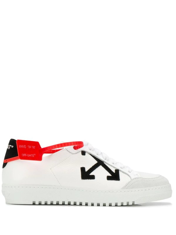 white Carryover low-top leather sneakers