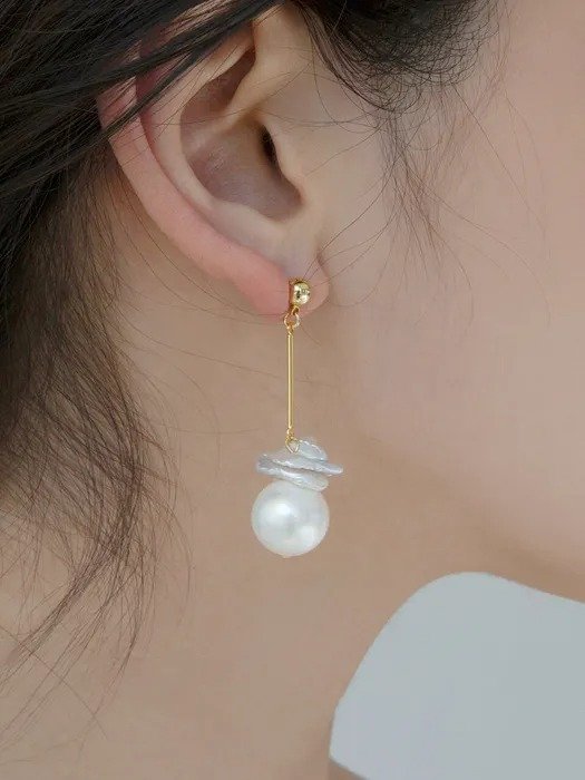 Sensuous pearl earrings (2colors)