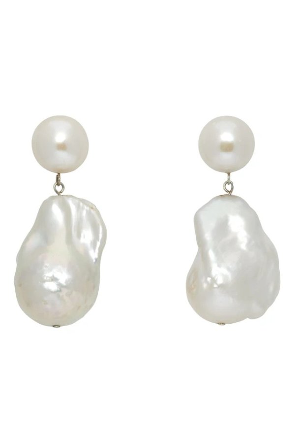 White Essential Pearl Earrings