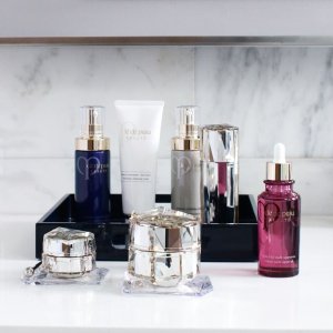with Any $300 Purchase @ Cle de Peau Beaute