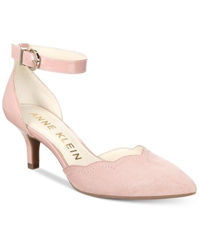 Findaway Pointed-Toe Pumps