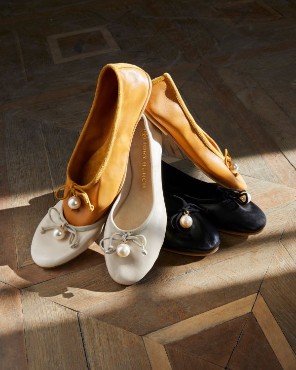 Pearly Charm Leather Ballerina Flats