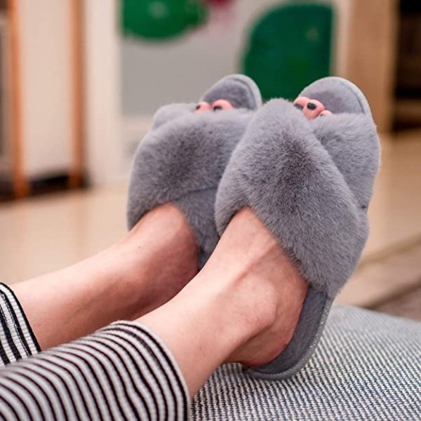 Slippers for Women Open Toe Indoor Cross Band Fuzzy House Shoes Soft and Fluffy Cozy Slide Sandals