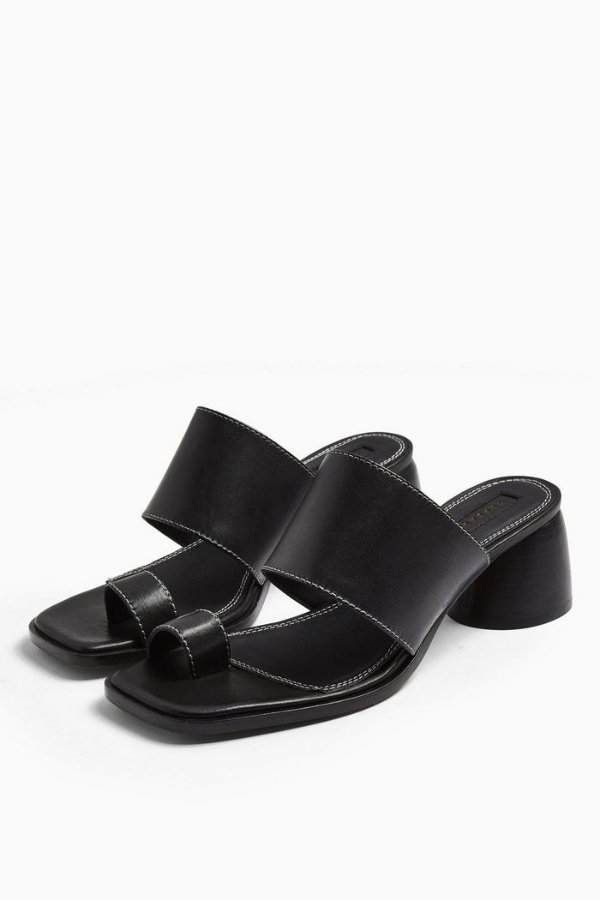 VILLAGE Black Leather Toe Loop Sandals