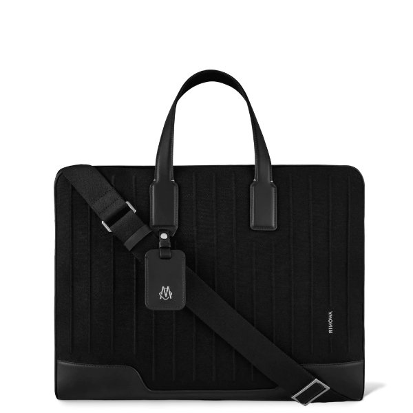 Weekender Bag in Canvas & Leather | Black | RIMOWA