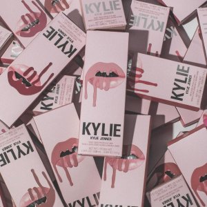 买1送1+任意单送2件礼Kylie Cosmetics 超值唇釉套装🙏裸门永存