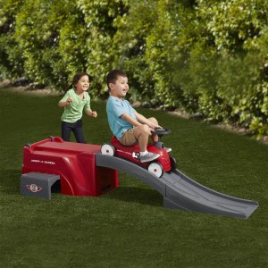 Radio Flyer, Flyer 500 Ride-On with Ramp and Car, Red