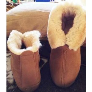 Minnetonka Women's Sheepskin Slipper Boot