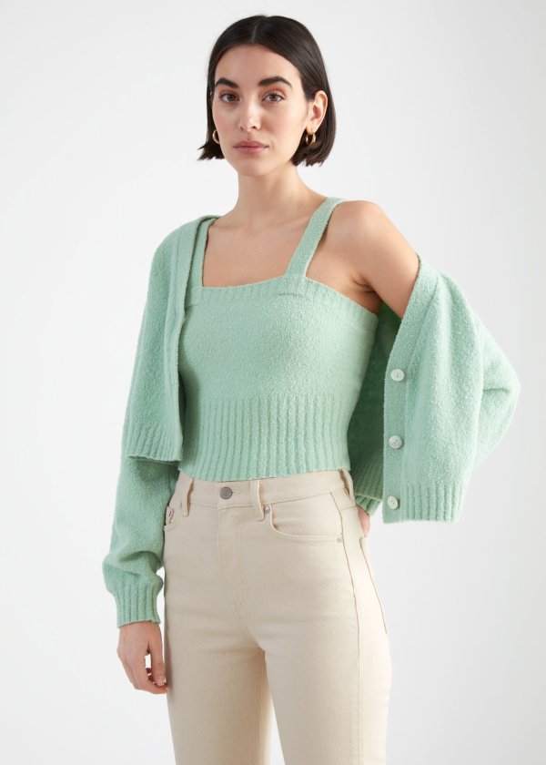 Cropped Fitted Knit Top