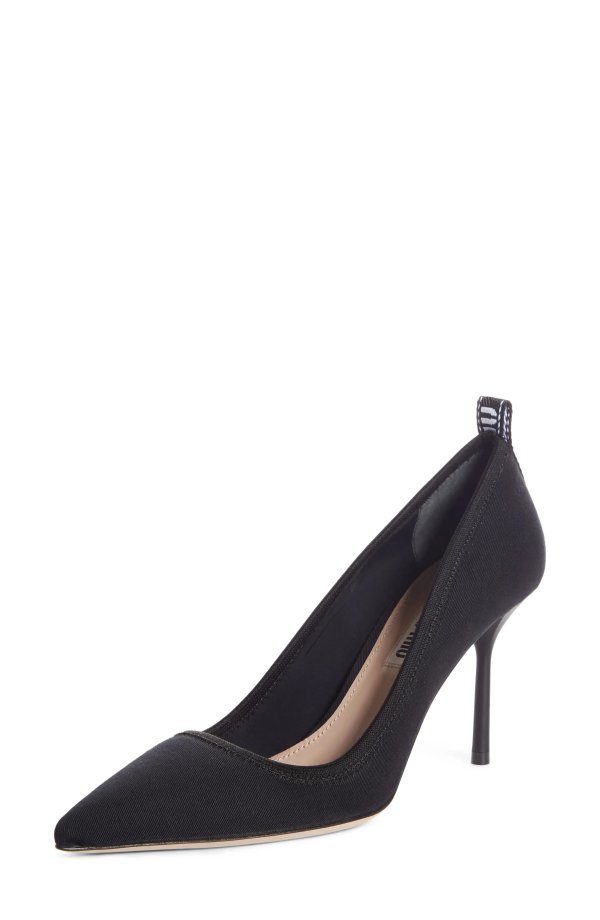 Pointed Toe Pump