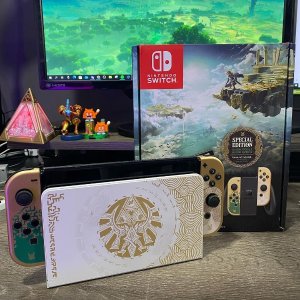 Nintendo塞尔达王国之泪限定 OLED Switch