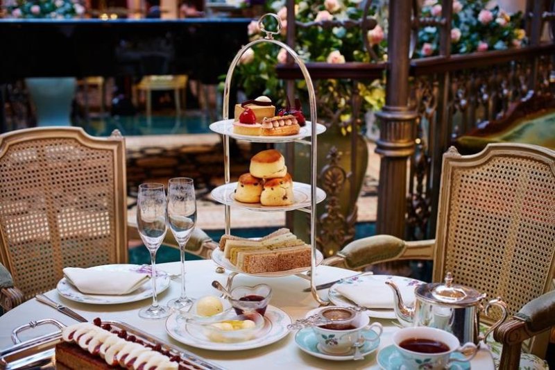The-Savoy-Traditional-Afternoon-Tea-conde-nast-traveller-12aug16-pr