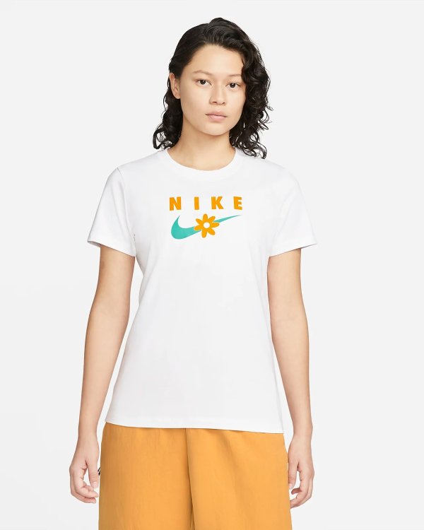 Sportswear Women's T-Shirt..com