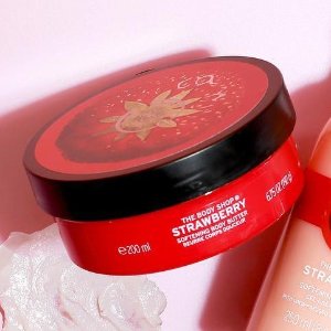 The Body Shop Strawberry Gift Set on Sale