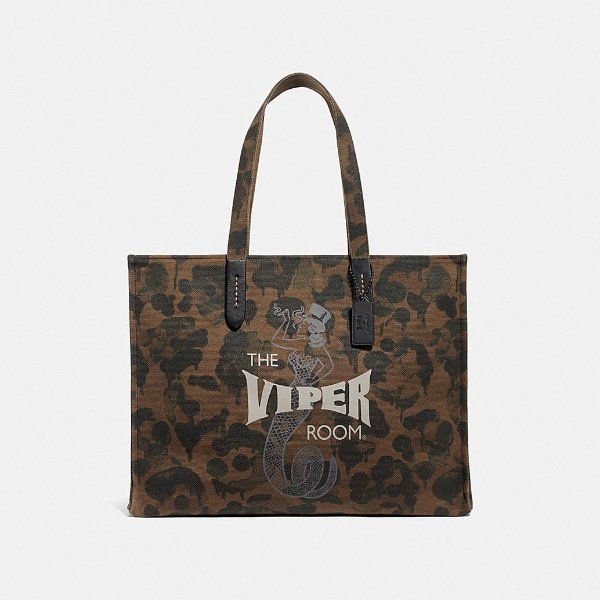 Viper Room Tote 42 With Wild Beast Print