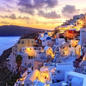 Santorini: 3 nights at 5-star hotel