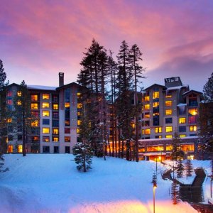 加州猛犸湖周边 滑雪度季假村、旅馆、酒店预订从速 少量房源