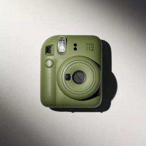 fujifilm instax mini 12 拍立得相機新品降價,uo 獨家款也參加 低至$