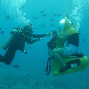 Underwater Scooter Experience In Honolulu