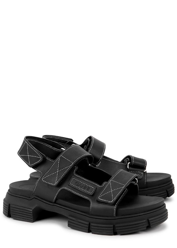 40 black rubberised sandals