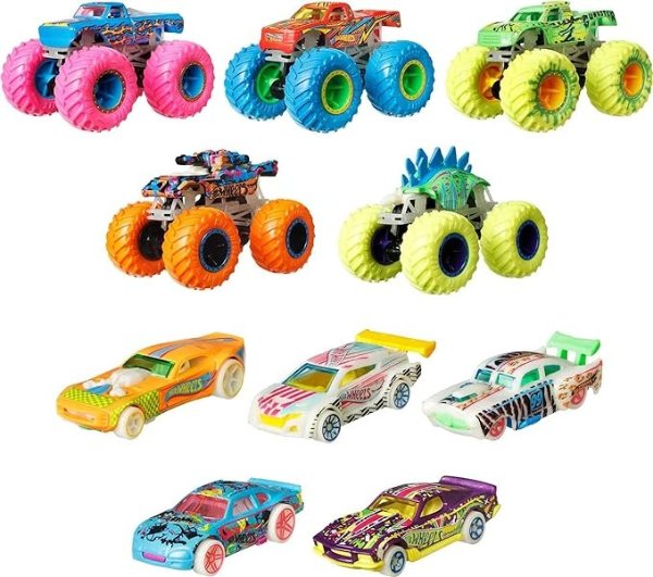 Monster Trucks Glow in the Dark Multipack with 10 Toy Vehicles: 5 Monster Trucks & 5 1:64 Scale Cars, Collectible Toy for Kids Ages 4 to 8 Years Old