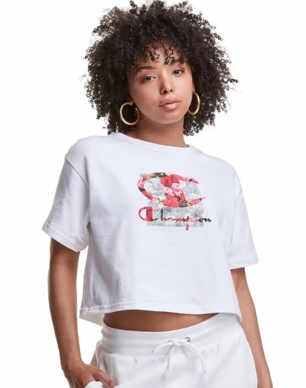 Heritage Cropped Tee, Hyper-Realistic Roses