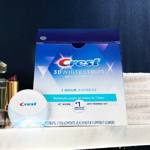 Crest White Smile Classic and Light Kit Sale