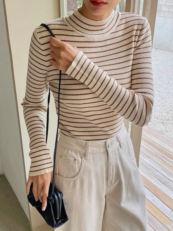 DAZY Striped Print Stand Collar Knit Sweater