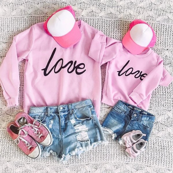 Love Letter Print Matching Sweatshirt in Pink