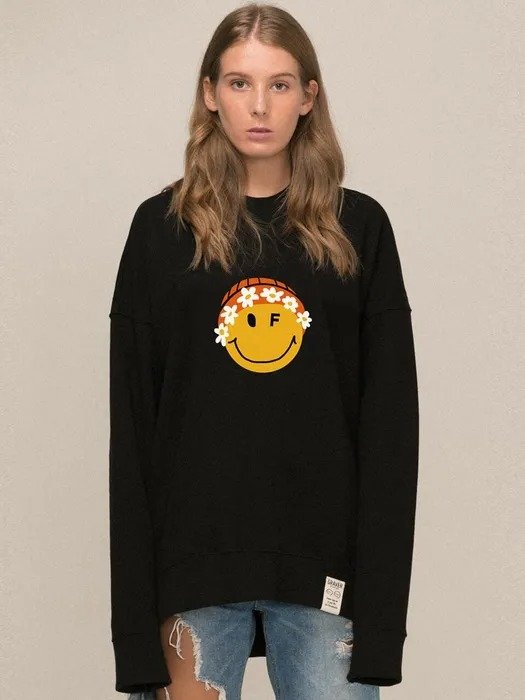 Big Flower Beanie Smile Clip Sweatshirt 2 color