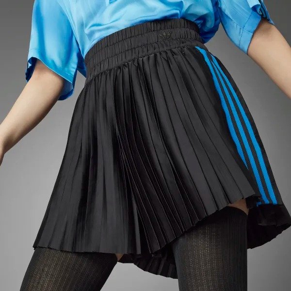 Blue Version Pleated Shorts