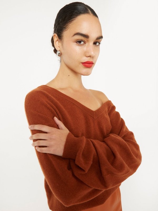 Lilou Cashmere V-neck Sweater