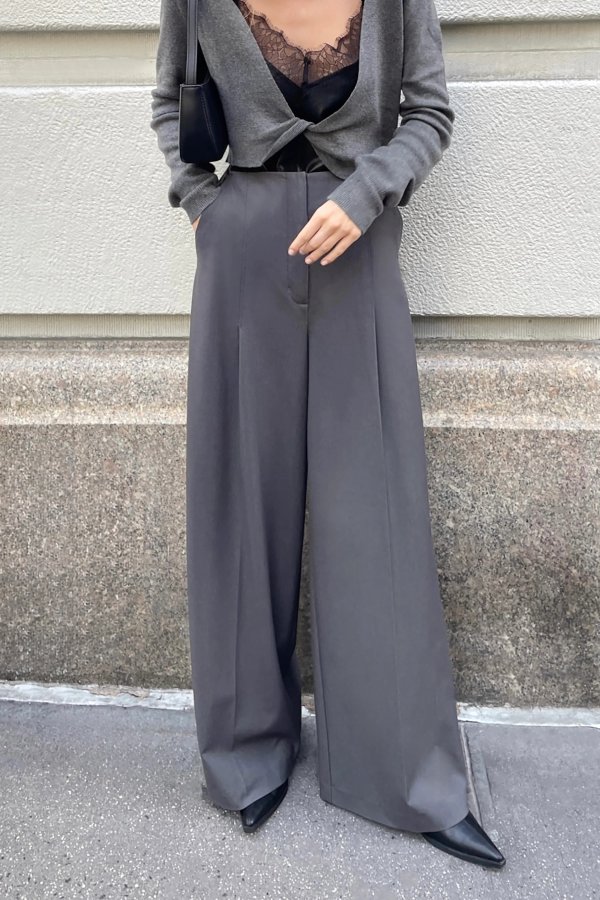 SUPER HIGH-RISE WIDE LEG SUITING PANT