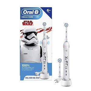 Oral-B Kids Electric Toothbrush with Replacement Brush Heads, featuring Star Wars, for Kids 6+